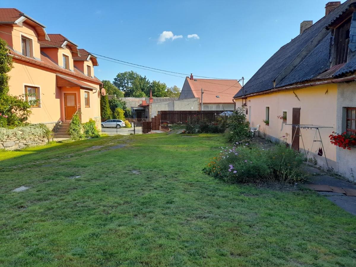 Ubytovani U Machalu Villa Leskovec Nad Moravici Eksteriør bilde
