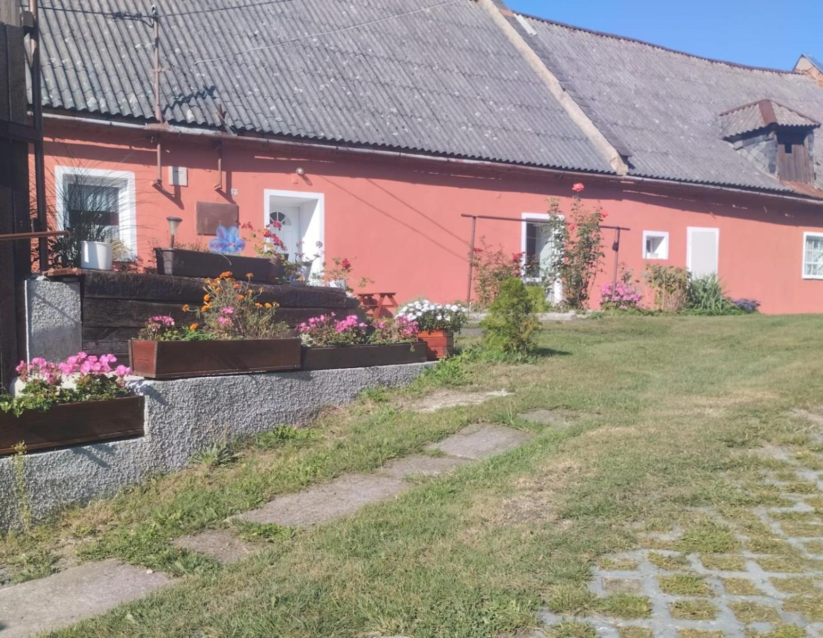 Ubytovani U Machalu Villa Leskovec Nad Moravici Eksteriør bilde